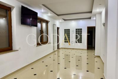 Casă individuală cu 5 camere cu Canalizare în Domenii - 3