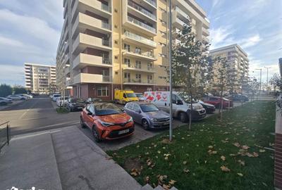 Apartament cu 2 camere decomandat în Apărătorii Patriei