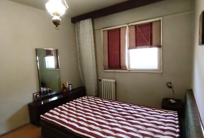 Apartament cu 2 camere semidecomandat în Tineretului