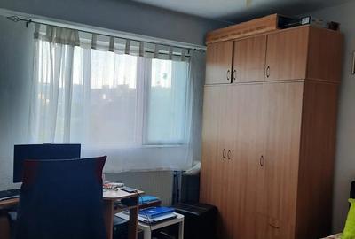 Apartament 2 camere, 48 mp, renovat și mobilat – Zona Tiglina 1 - 4