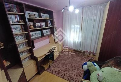 Apartament 3 camere, etaj 2/4 (inchiriere maxim 6 luni) - 1