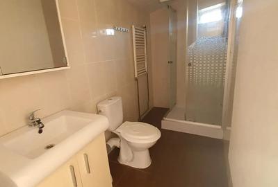 Casă cu 6 camere în Apărătorii Patriei - 4