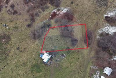 Teren agricol extravilan de 1000 mp, în Cheile Râșnoavei