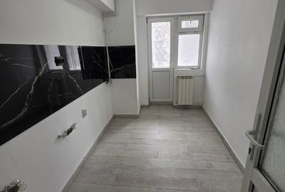 Apartament cu 2 camere decomandat în P-ța Alba Iulia - 11