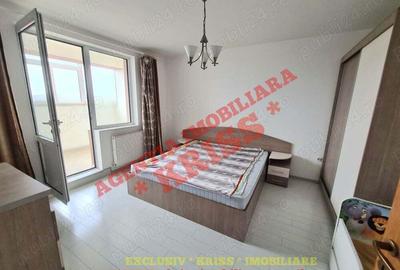 Apartament cu 3 camere decomandat în Craiovei - 2