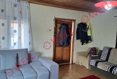 Casă cu 2 camere în Câmpu Cetății - 1