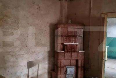 Casă cu 4 camere cu Teren 287 Mp în Lupeni - 2