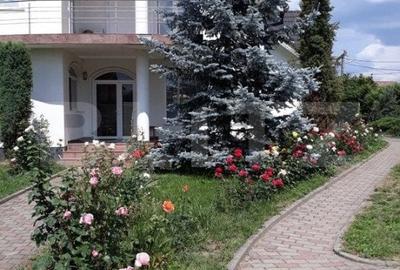 Casa cu 5 camere, 386 mp, Sangeorgiu de Mures, zona Apollo Spa - 13