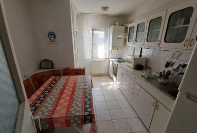 Republicii, zona Marinex, 4camere, etaj 3 - 6