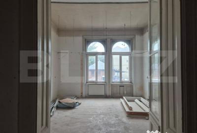 Casă cu 7 camere cu Teren 1021 Mp în Central - 5