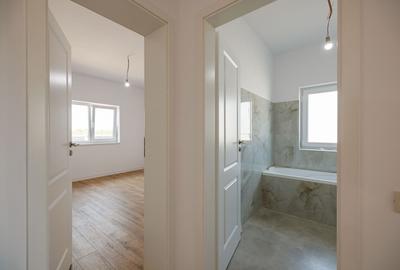 Duplex cu 3 camere cu Canalizare în Bucovăț (Remetea Mare) - 5