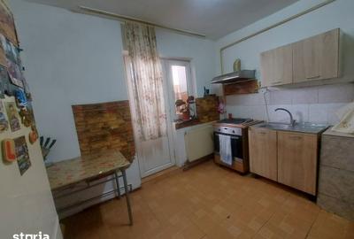 Apartament cu 3 camere decomandat în Micro 11 - 6