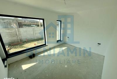 Casă cu 3 camere în Leamna de Jos - 5
