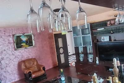 Casă cu 4 camere în Central - 1