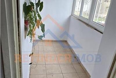Apartament de vanzare cu 3 camere, zona Titan - 6