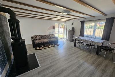 Acasa, in liniste si confort - la un pas de Piatra Neamt - 2
