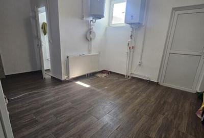 Spațiu comercial, de 1,590 mp, în Central - 3