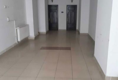 Spațiu comercial, de 64 mp, în Fălticeni - 1