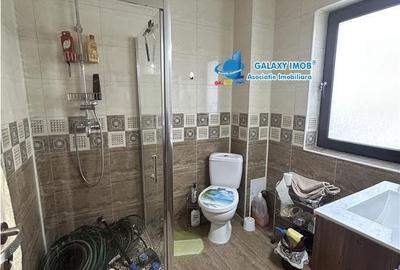 Casă cu 4 camere cu Canalizare în Drumul Taberei - 12