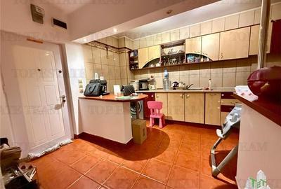 Apartament 3 camere situat la 7 minute de metrou Raul Doamnei - 8