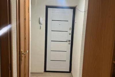 Garsoniera de inchiriat zona Piata Romana - 1