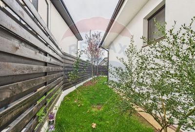 Casa / Vila cu 3 camere de vanzare - 23