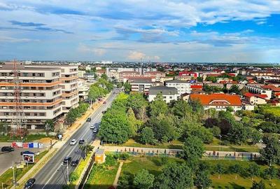 Apartament cu 3 camere decomandat în Apărătorii Patriei - 17