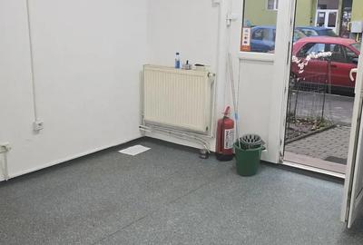 De inchiriat Spatiu Comercial-zona intens circulata str.Semaforului, cartier Vasile Aaron - 4