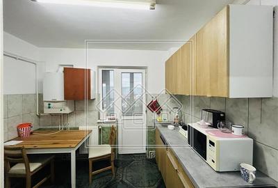 Apartament de vanzare in Sibiu - 3 camere si balcon - decomandat - 7