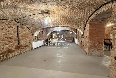 Spațiu comercial, de 162 mp, în Central - 5