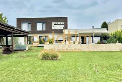 VILA SUPERBA/MOBILATA/UTILATA/PISCINA/CURTE 3000 MP/IESIRE LA LAC - 1