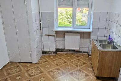 Vand apartament 2 camere Sacele Electroprecizia - 2