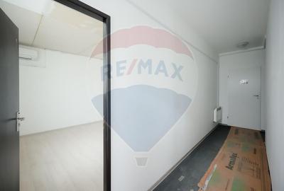 Spațiu industrial, de 1,249.0799560547 mp, în Exterior Vest - 37