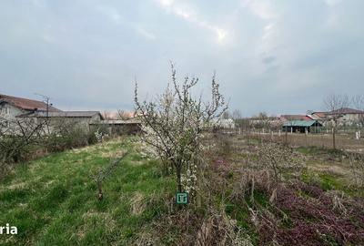 Teren de 1438 mp, în Central - 6