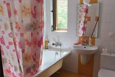 Casă cu 4 camere în Ostratu - 2