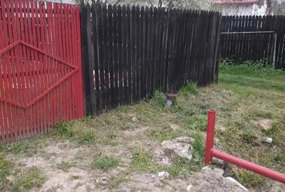 Casă cu 3 camere cu Teren 500 Mp în Izvoru - 2