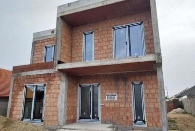 Vand casa tip mediteranean in Oradea cartierul Grigorescu aproape de magazinul profi si Cidan - 3