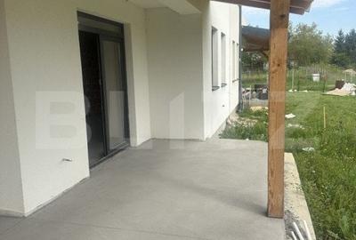 Casa cu 4 camere, tip P+E,120mp utili,240 mp teren