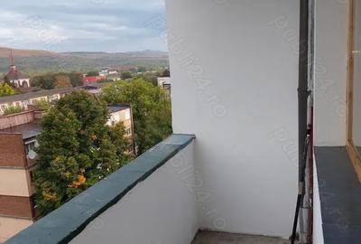 Apartament cu 2 camere în Hunedoara - 1