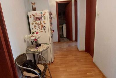 Apartament cu 3 camere decomandat în Central - 8