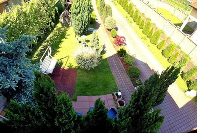 Casă cu 3 camere în Central - 1