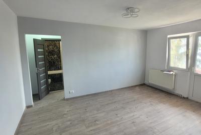 Apartament cu 2 camere semidecomandat în Mihai Viteazul