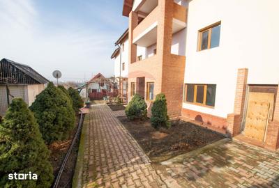 Casă cu 8 camere cu Teren 1395 Mp în Glina - 19
