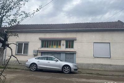 Casă cu 5 camere cu Teren 508 Mp în Central - 20