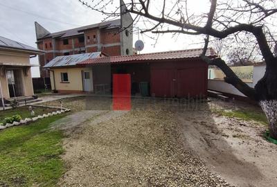 Casa curte cu teren 1600 mp Manolache - 7