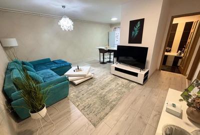 Apartament cu 3 camere decomandat, mobilat în Ștrand