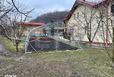 Casă cu 4 camere cu Canalizare în Chinteni - 1