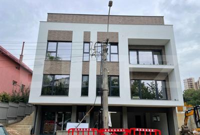 Spațiu comercial, de 280 mp, în Zorilor - 3