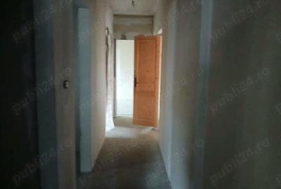 Casă cu 5 camere în Central