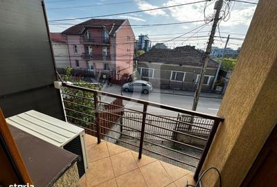 Apartament cu 4 camere, mobilat în Între Lacuri